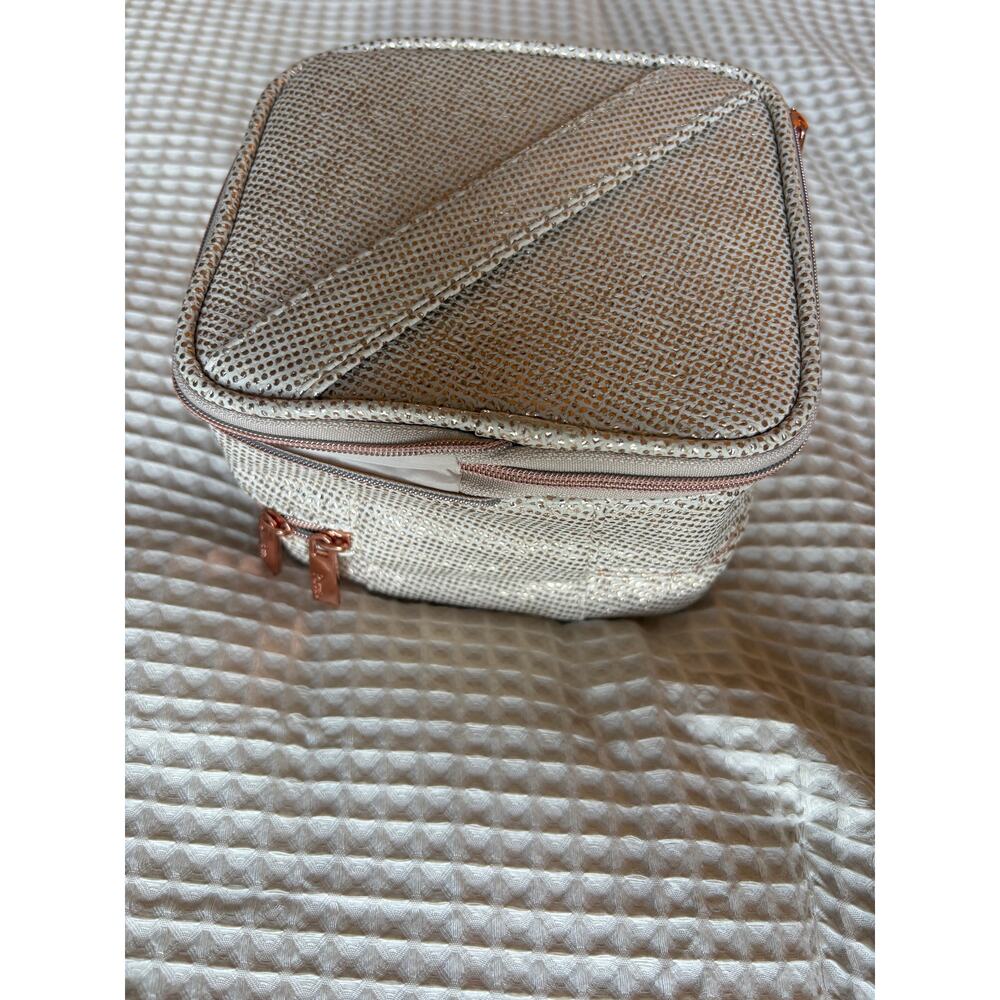 PurseN Metallic Travel Jewelry Organizer Case - Picture 2 of 16